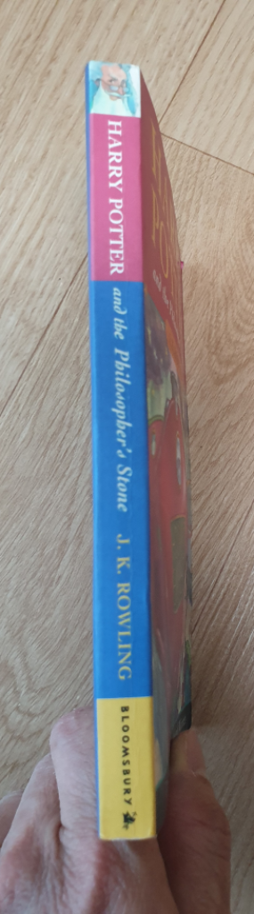 해리포터와 마법사의 돌 영국판 원서 초판--3