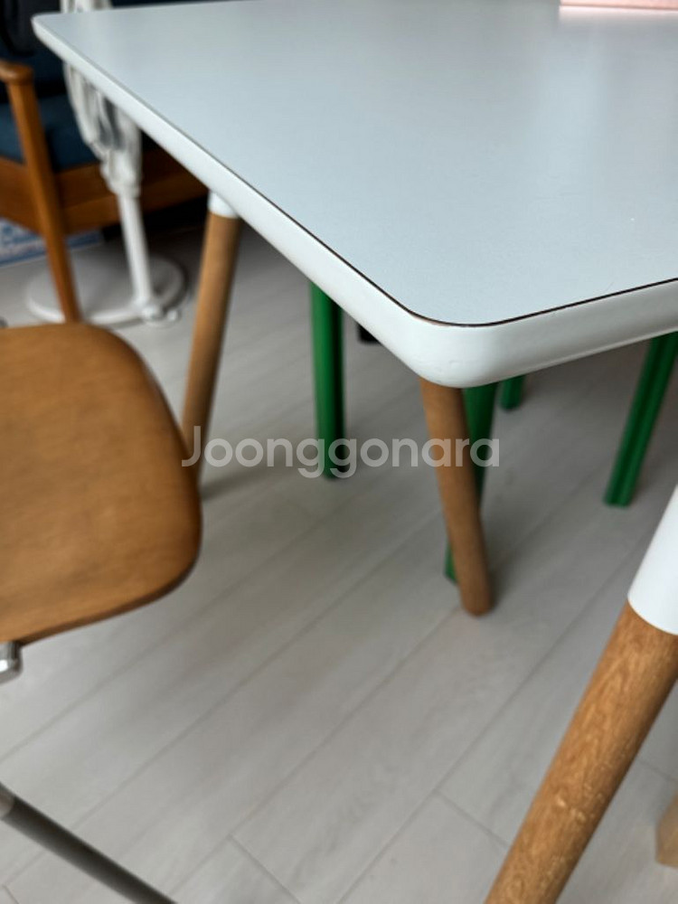 덴마크가구 앤트레디션 테이블 #아르텍 #빈티지가구--3