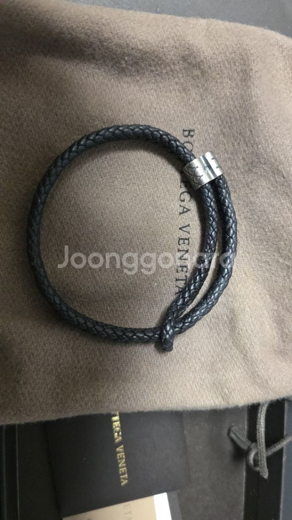 보테가베네타 남녀 공용 팔찌 정품 새상품--2