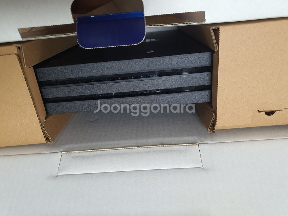 Ps4 pro 1TB 제트블랙 + 레드데드2--3