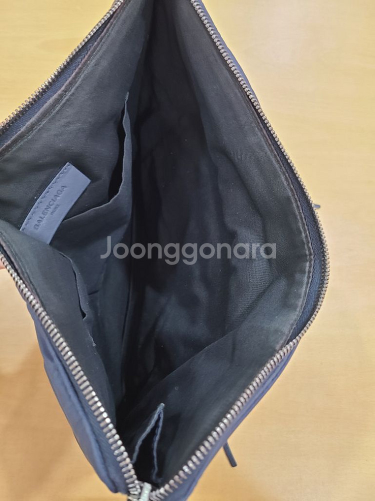 발렌시아가 클러치 (무료배송)--3