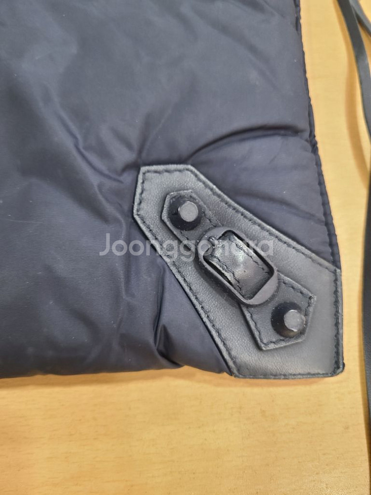 발렌시아가 클러치 (무료배송)--1