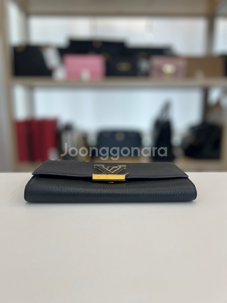 루이비통 카퓌신 월릿 장지갑 M61248--3