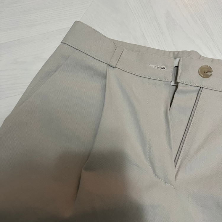 98도씨 힙포켓 핀턱 하프 팬츠--2