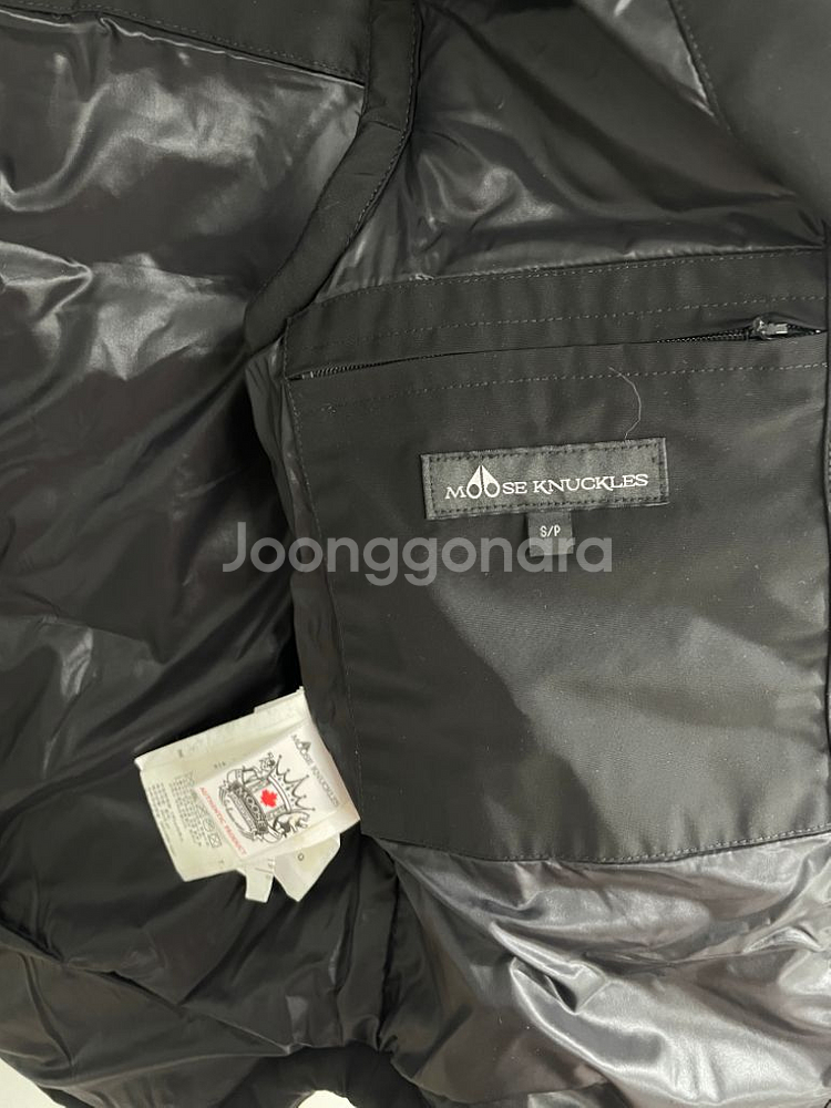 무스너클 경량 패딩조끼--8
