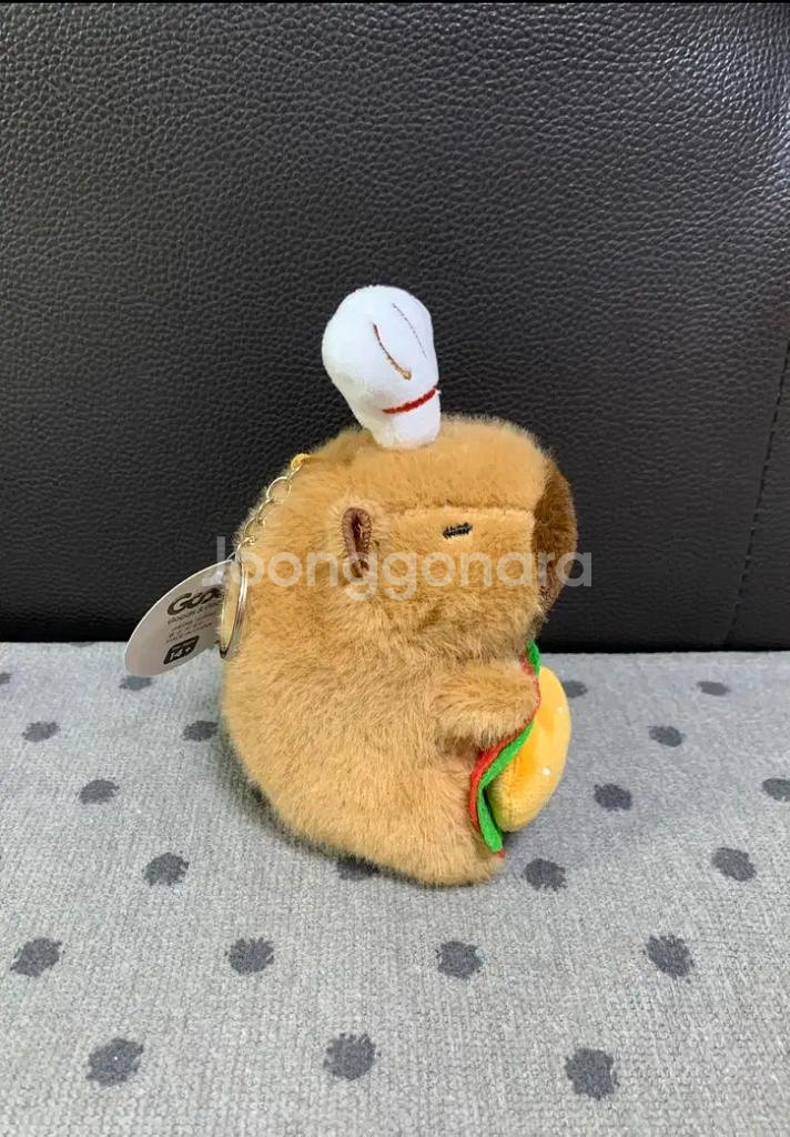 *새상품)카피바라 햄버거 요리사코스튬 인형키링--0