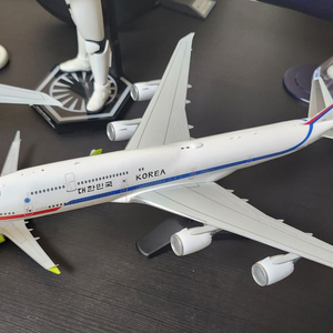 KOREA ROKAF B747-8 HL7643