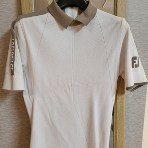 풋조이니트 M