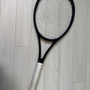 윌슨 프로스태프 v13 97UL 270g 테니스 라켓