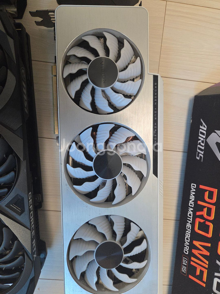 기가바이트 RTX 3090 판매합니다.--1