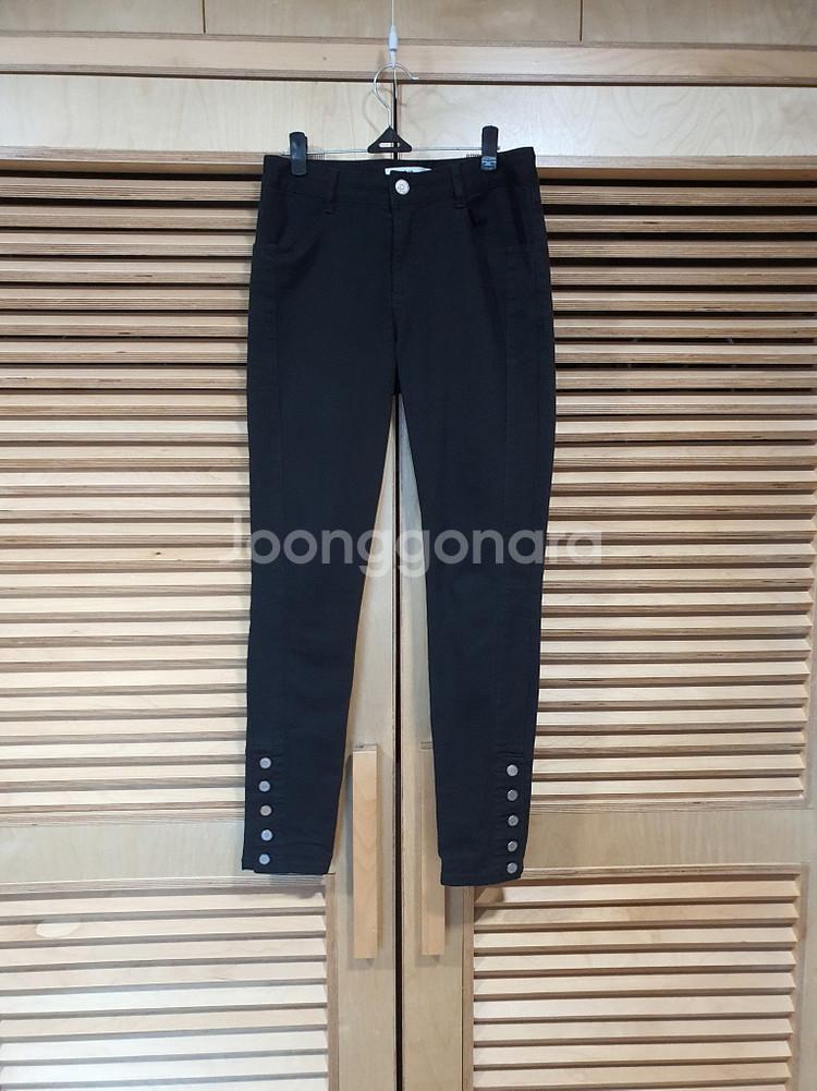 오즈세컨 귀요미 블랙 데님 팬츠 1 사이즈 오즈세컨--1