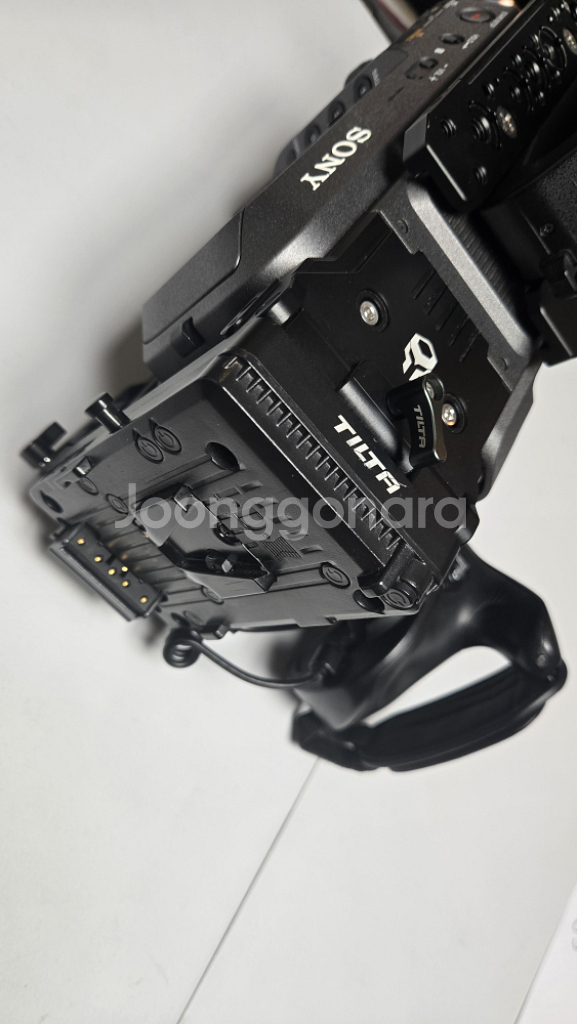 SONY FX9 TILTA CAGE 포함 판매합니다--2
