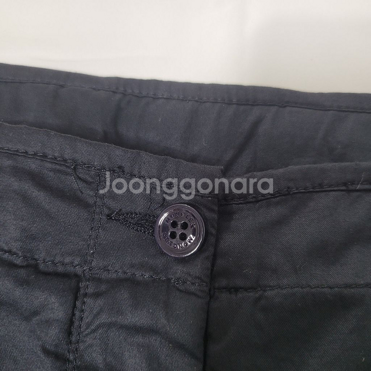 MONCLER 몽클레어 반바지 L 사이즈 미착용--1