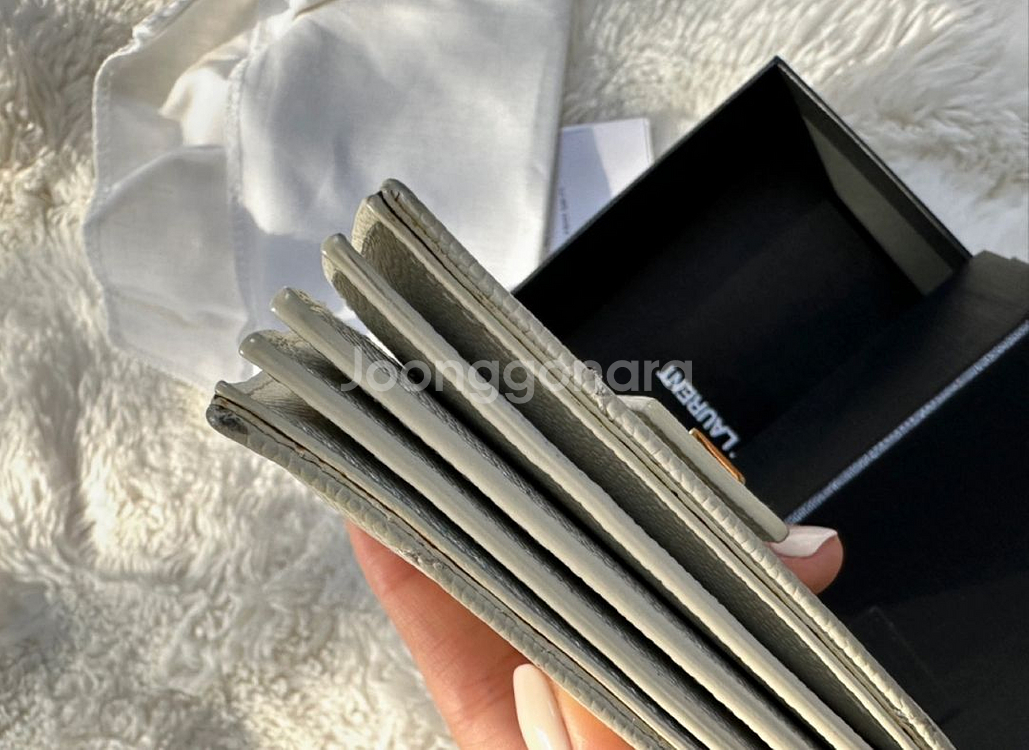 입생로랑 아코디언 카드지갑--1