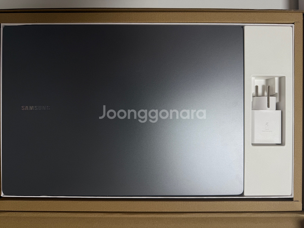 삼성 갤럭시북5pro16인치 울트라7 32gb 1tb--0
