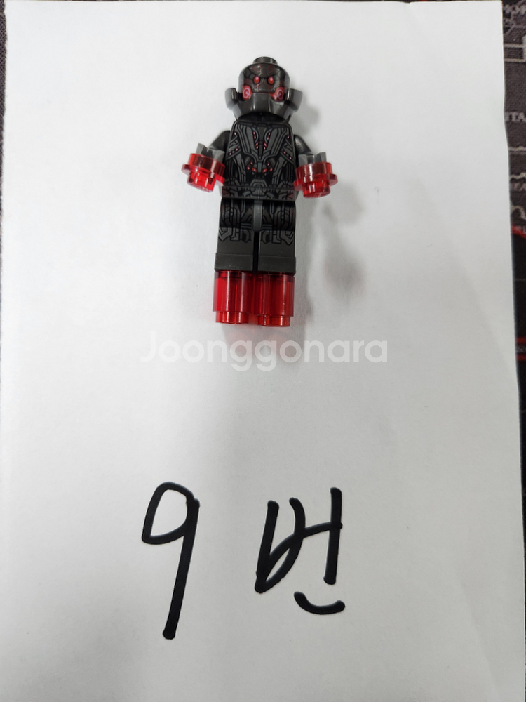 레고 정품 히어로즈.마블 미니 피규어 팝니다--8