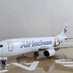 Air Incheon B737-400 1:400