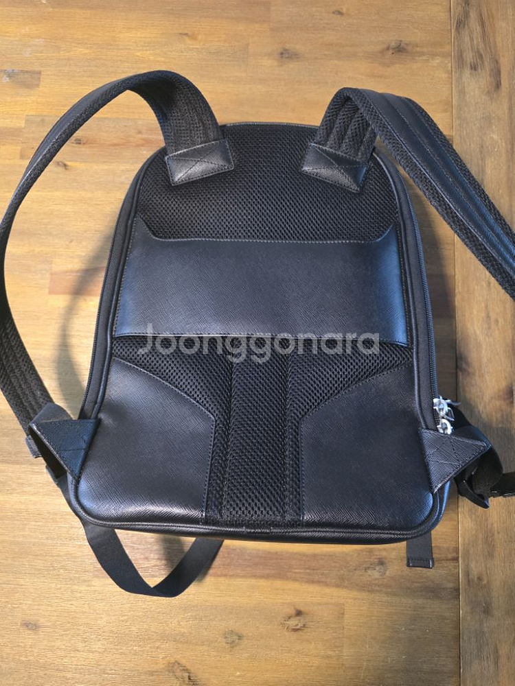 몽블랑 사토리얼 백팩 114584팝니다--1