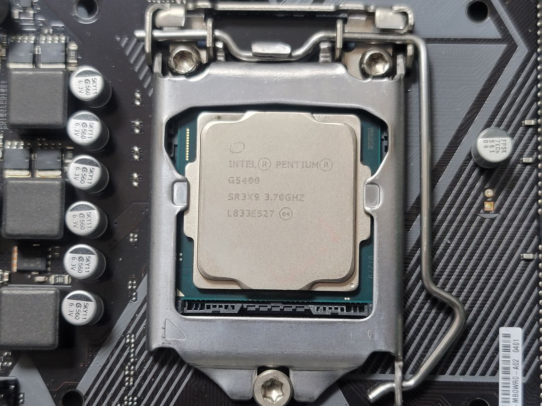 CPU 8세대 펜티엄 +메인보드 +ram+ ssd