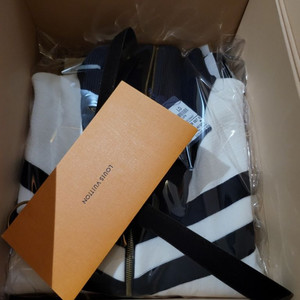 루이비통 니티드 코튼 세일러 니트