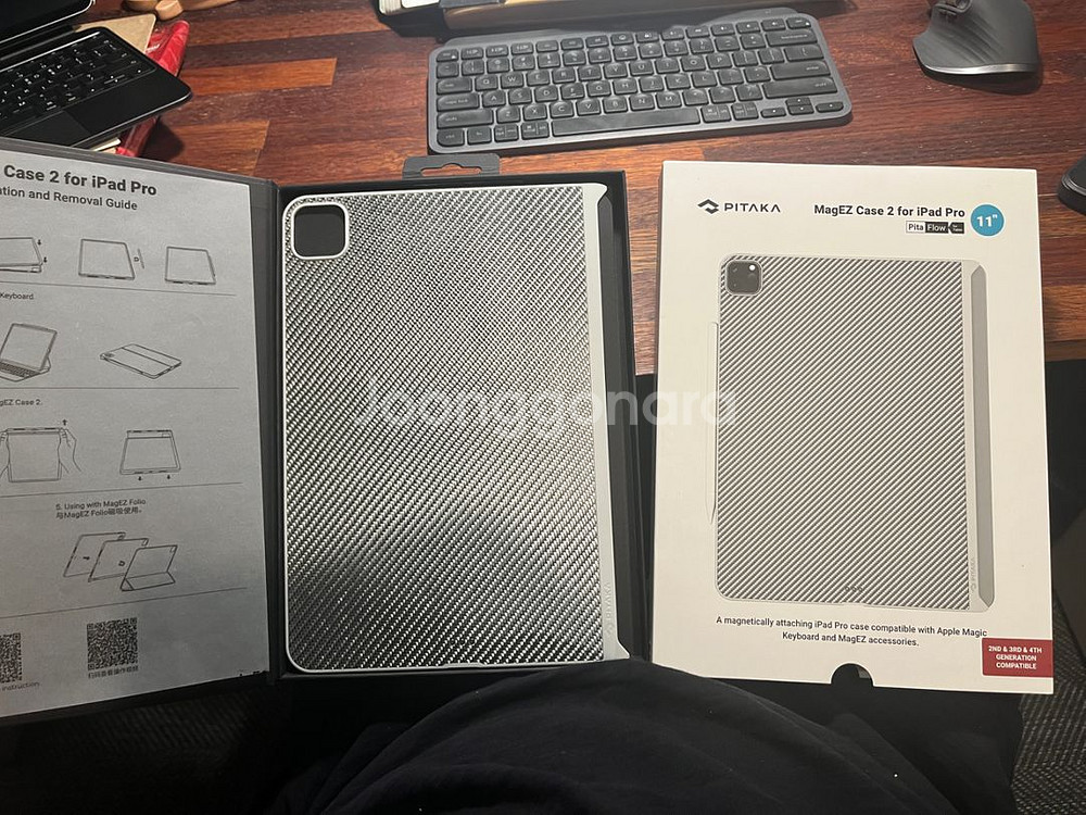 피타카 PITAKA MagEZ Case 2--1