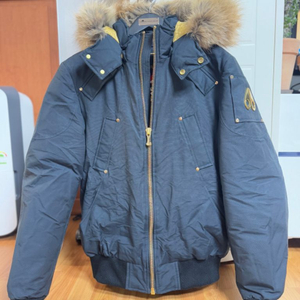 새상품 무스너클 발리스틱 골드 금장 네이비 M