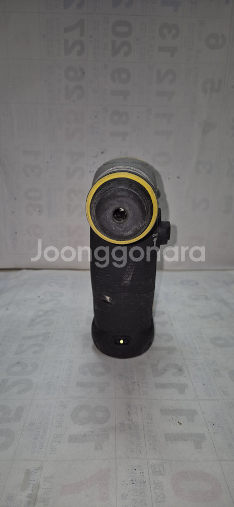 디월트 충전 함마드릴 DCH273 AVR 배터리포함--1