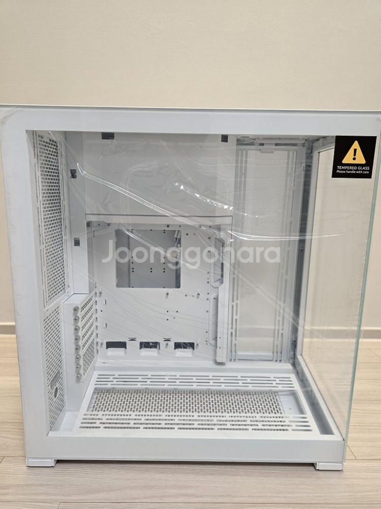 Phanteks NV9 매트 화이트 케이스--1