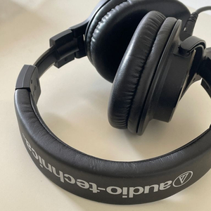 Audio-Technica 헤드폰