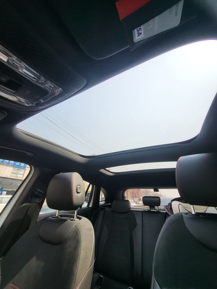 벤츠 GLA250 4MATIC 2020년 9월식 리스--3