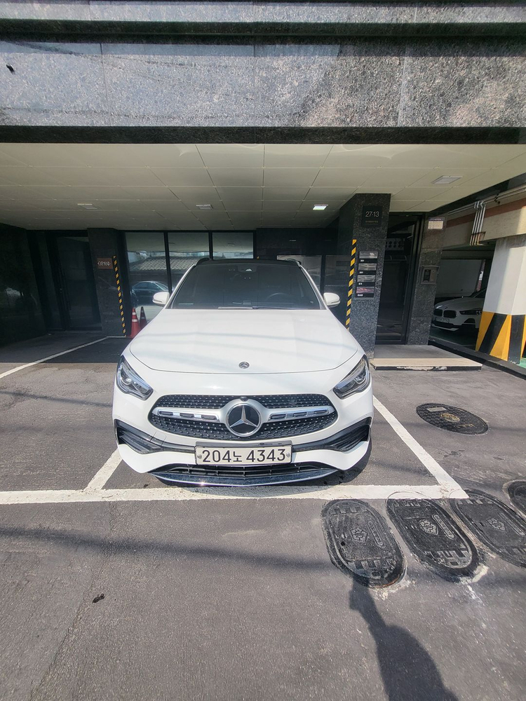 벤츠 GLA250 4MATIC 2020년 9월식 리스--5