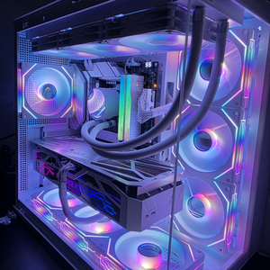 7800X3D RTX4080S 슈퍼 신품화이트PC