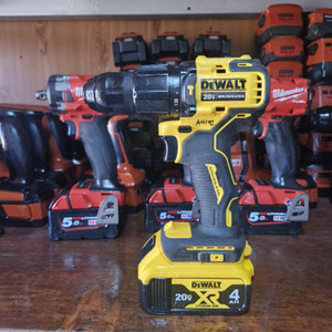 디월트충전함마드릴 DCD709 최상급.A-41번