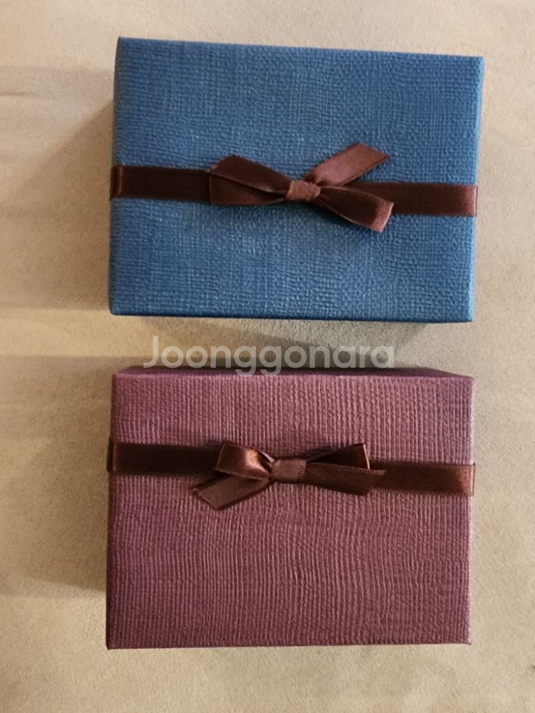 (새상품) 윤석열대통령 시계 남녀 한세트--1