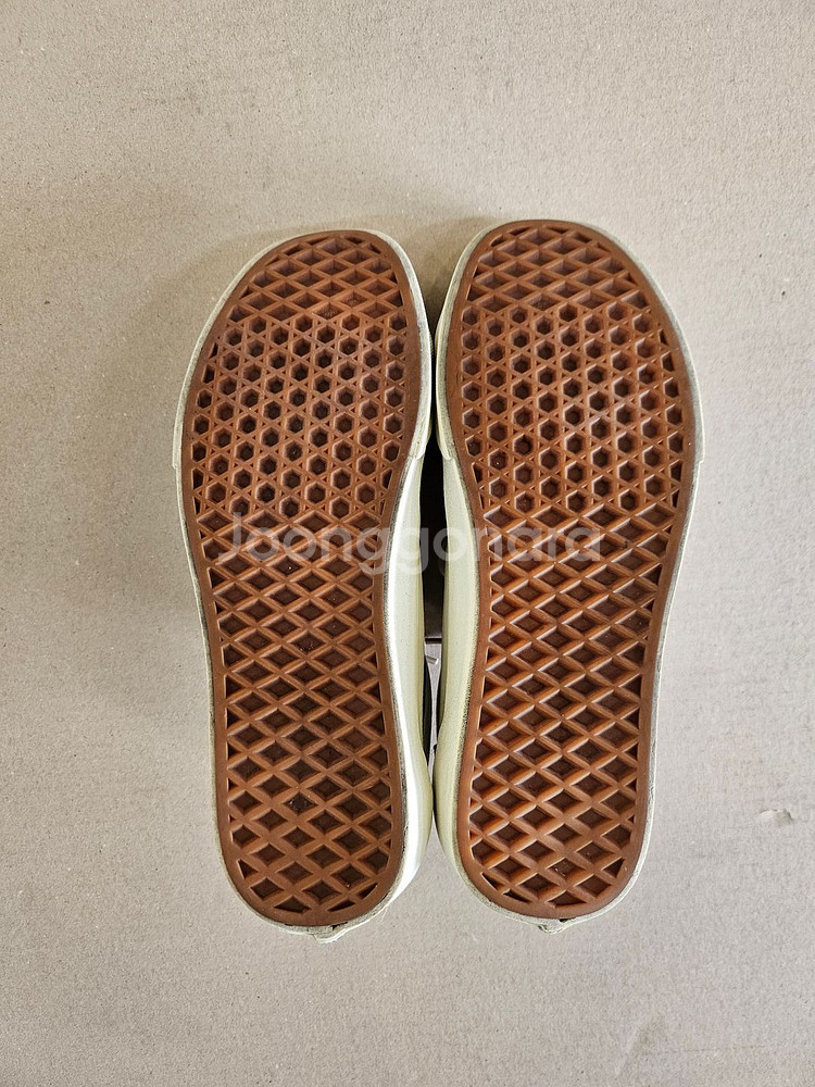 반스(VANS) 스타일 36 네이비 250사이즈 판매--6