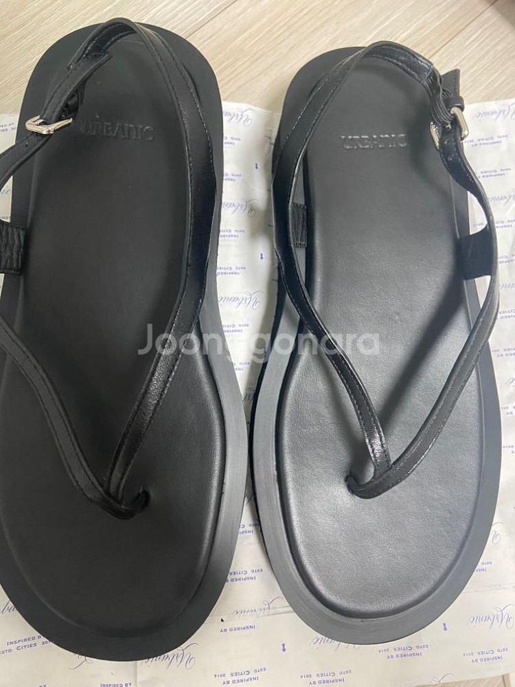 얼바닉30 끌로디 샌들 Claudie Sandals--6