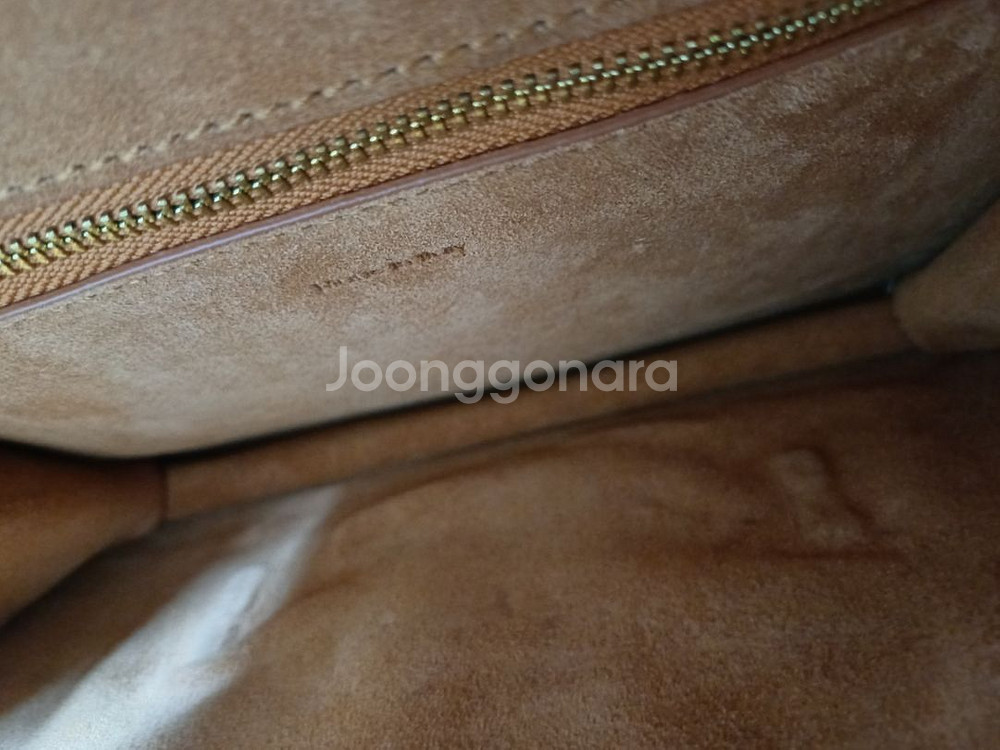 정품셀린느투웨이통가죽숄더--7