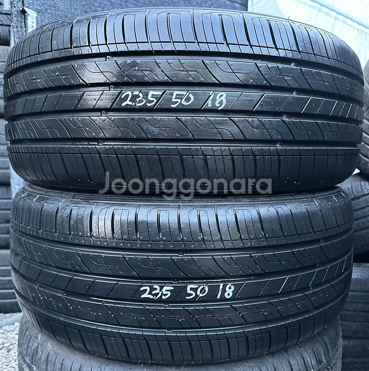 235 50 18금호중고타이어2개2355018--0
