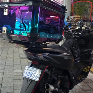 PCX 센터 ,레인보우탑박스, IXIL 배기판매합니다