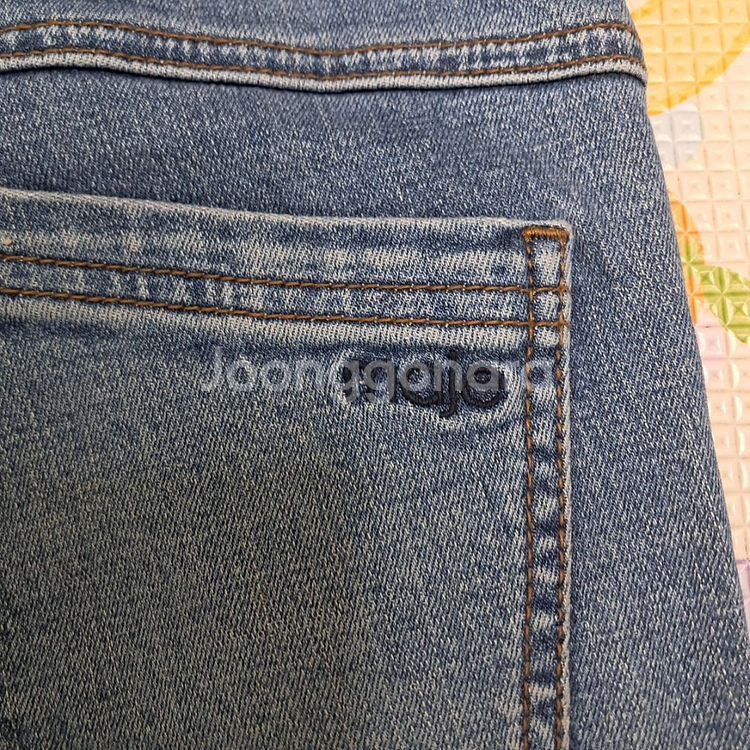 마쥬 청바지 데님팬츠 부츠컷 바지 1사이즈--6