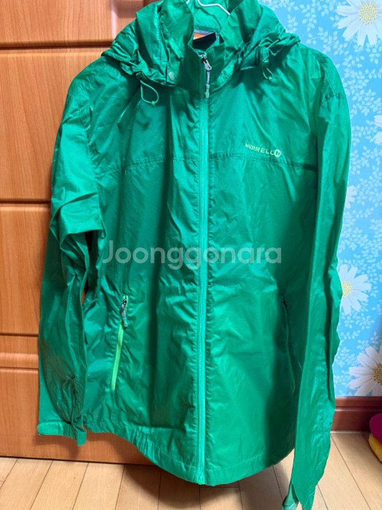 머렐 바람막이 팔아요100--1