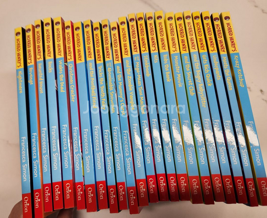 Horrid Henry 챕터북 23권 + cd--1