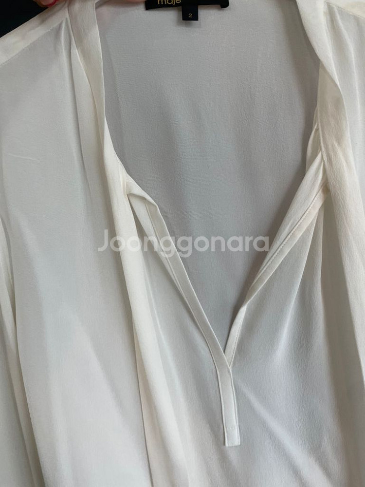 마쥬 블라우스 사이즈2 정품보장 새상품--1