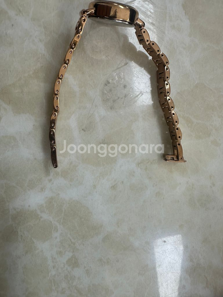 스톤핸지 여성 올메탈 원형시계 팝니다--4