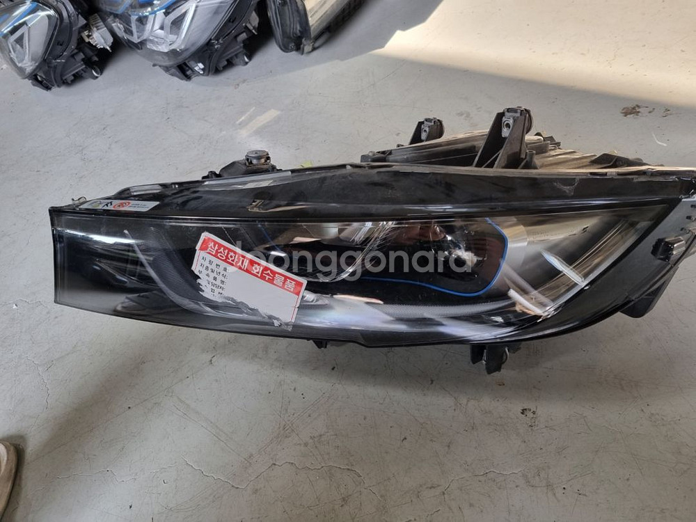 Bmw i8 2014-2020 Lh 운전석 헤드라이트--0