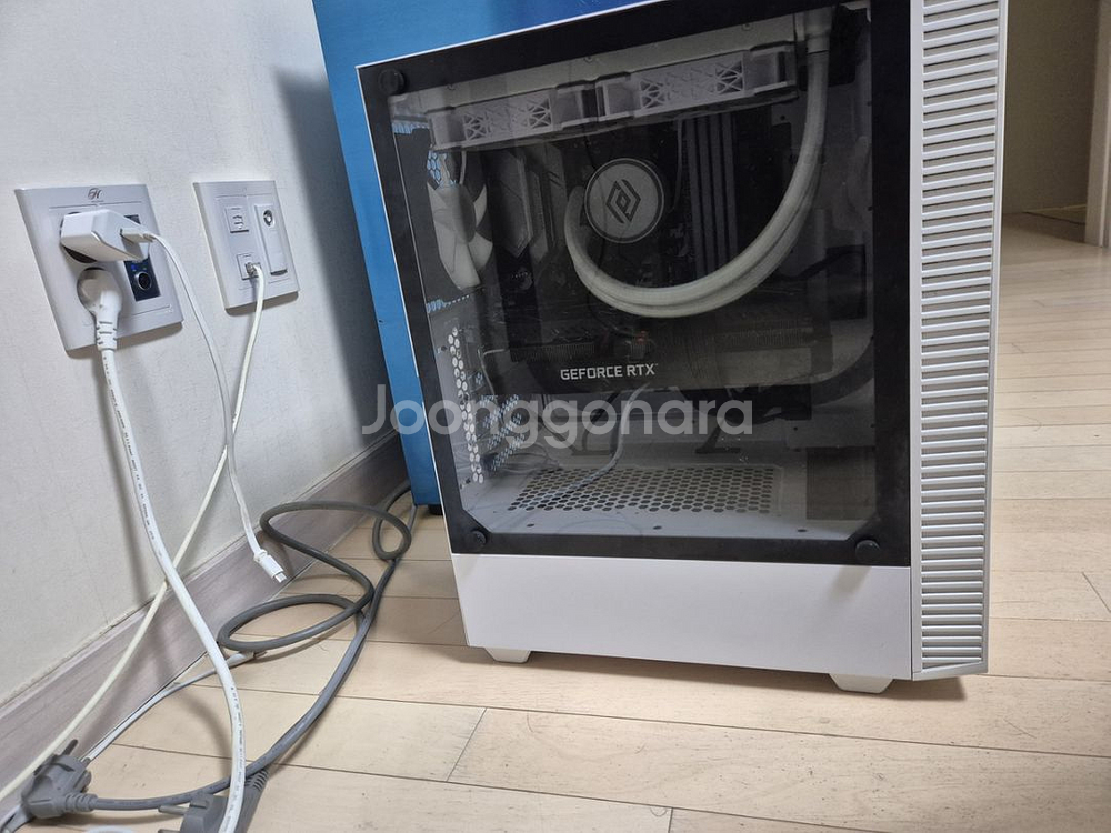 5700x3d 32램 3070ti 본체 판매합니다--1