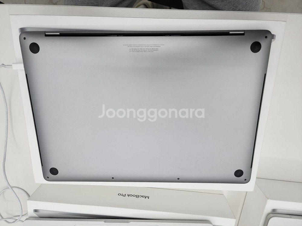 [상태좋음, 풀박] 2019 맥북 프로 16인치 i7--3