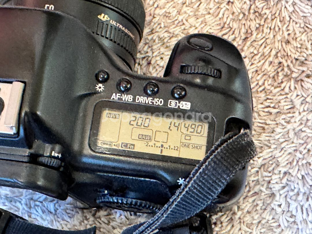 상태 좋은 캐논 EOS 5D 바디 팝니다--2