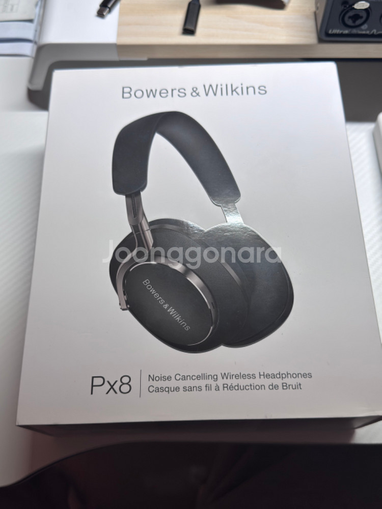 B&W PX8 풀박 + bt-w4동글 + 여분 이어패드--0