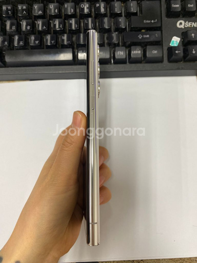 SK 갤럭시S22울트라 화이트 A급 512G 무잔상--3